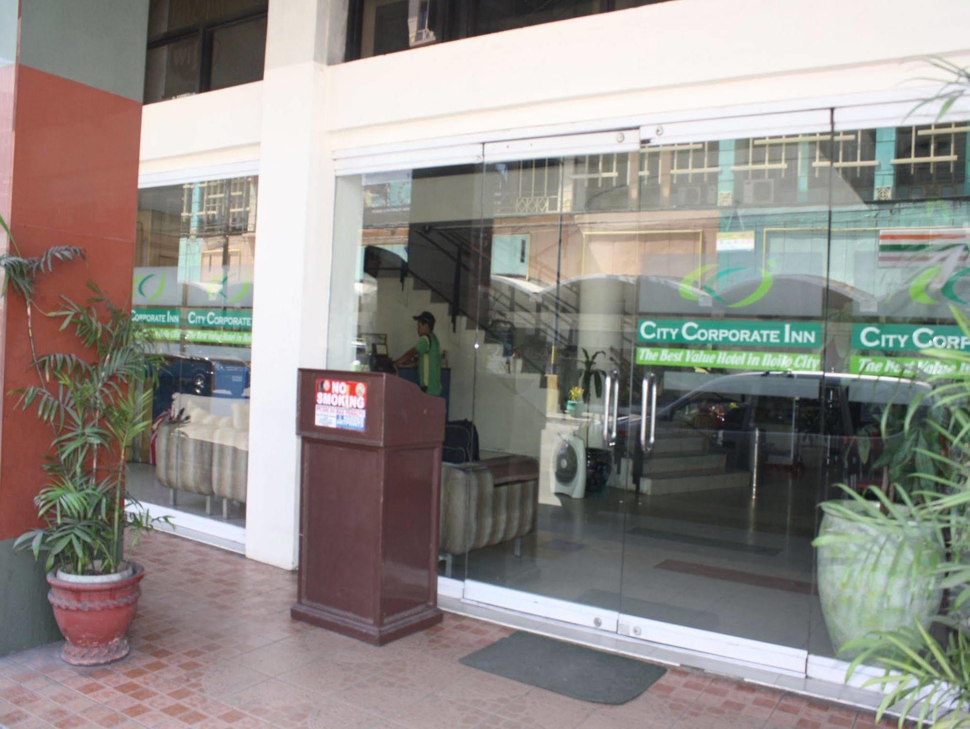 City Corporate Inn Iloilo City Exteriör bild