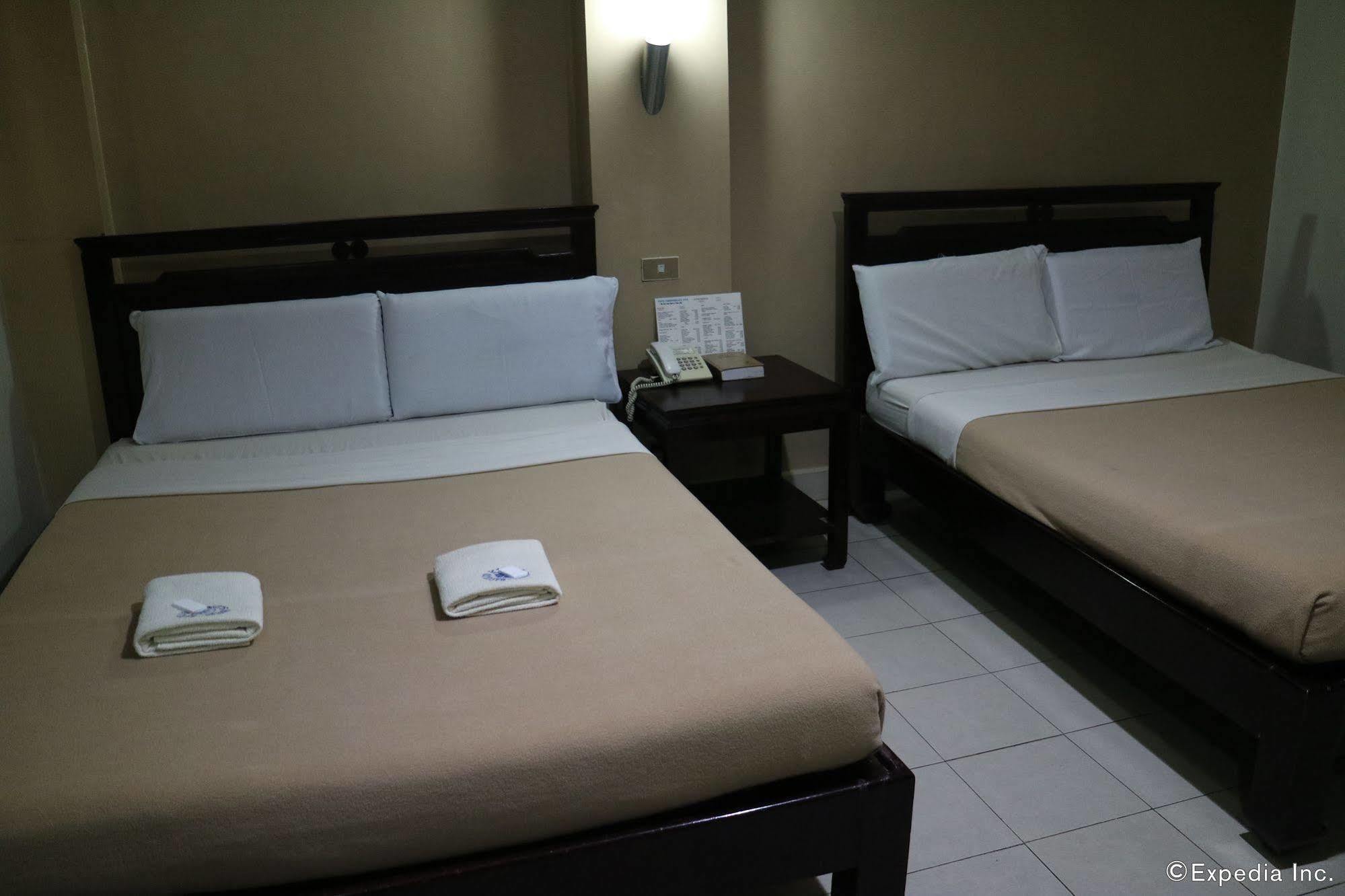 City Corporate Inn Iloilo City Exteriör bild